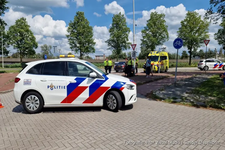 Scooterrijder aangereden in Zaandam