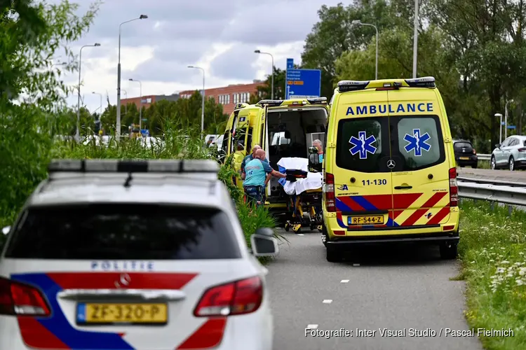 Twee gewonden bij ongeluk op fietspad in Krommenie