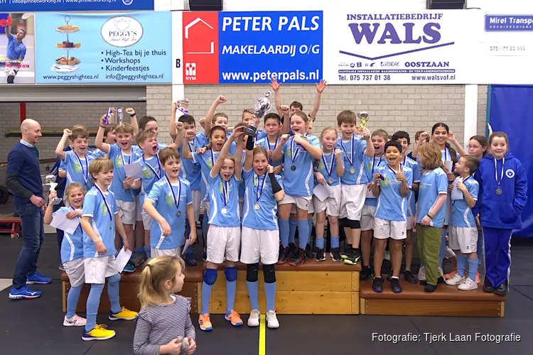 Vijftigste Oostzaanse schoolvolleybaltoernooi is sportieve feestdag