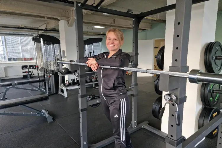Wendy Schaar opent sportschool voor alleen vrouwen!