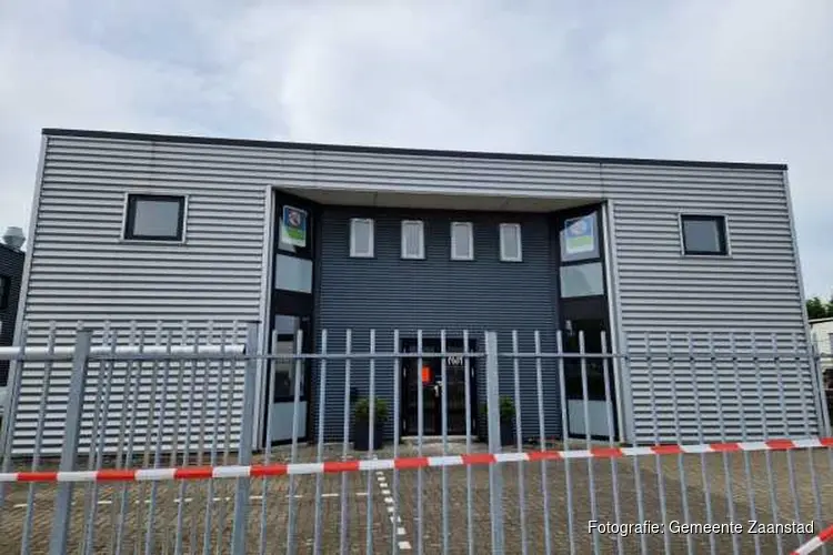Bedrijfspand Tienlingstraat in Zaandam gesloten