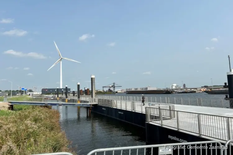 Voortgang realisatie opvang vluchtelingen Gerrit Bolkade in Zaandam - eerste boot verwacht op 26 augustus