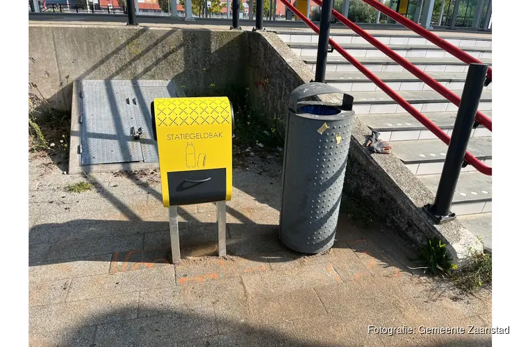 Twintig statiegeldbakken in Zaanstad