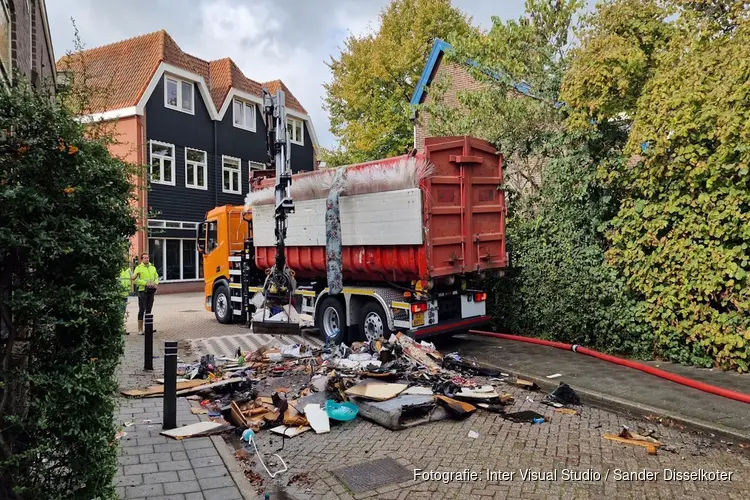 Vuilniswagen bijna in brand in Zaandam