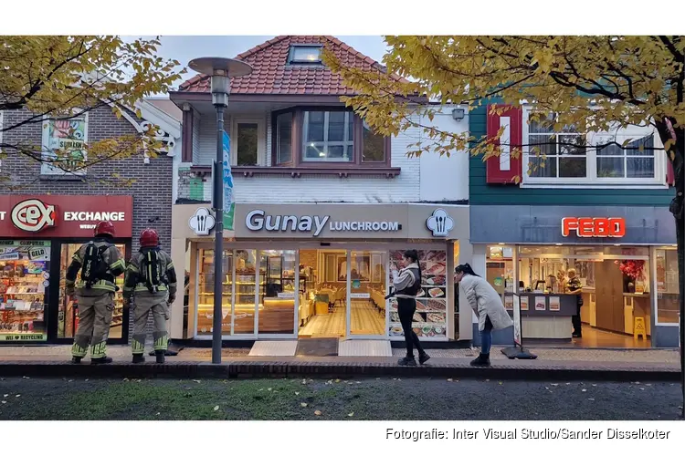 Brand in woning boven Lunchroom in Zaandam