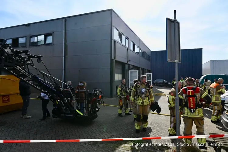 Brand in bedrijfspand aan Rosbayerweg in Wormerveer