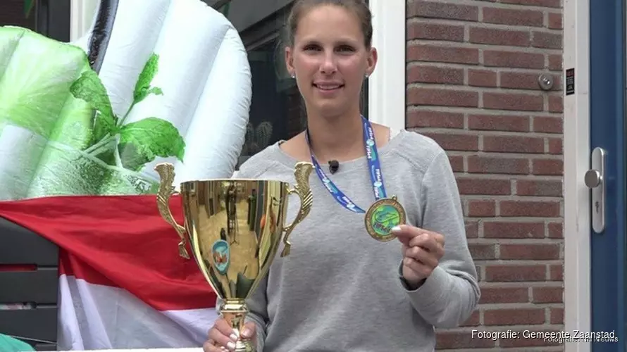 Zaanse Sportpenning voor wereldkampioen Zoetwatervissen Anja Groot