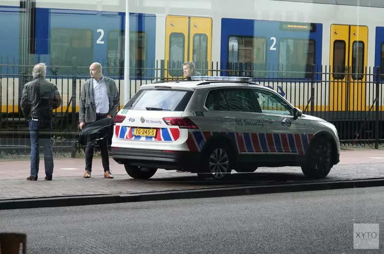 Gasflessen gevonden bij stadhuis Zaandam, directe omgeving afgezet